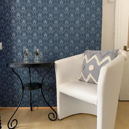 Natalya Gold Apartment *
