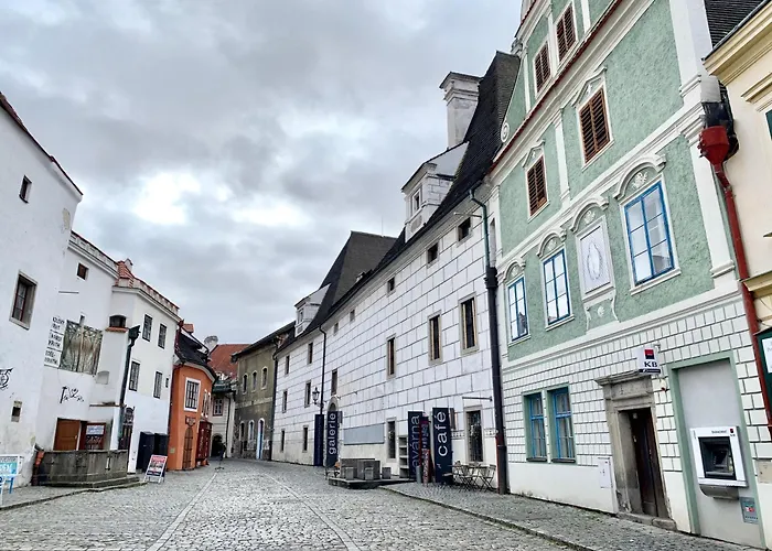 Natalya Gold Lägenhet